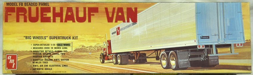 AMT 1/25 Fruehauf Model FB Beaded Panel 40 Foot  Van Trailer, T507 plastic model kit